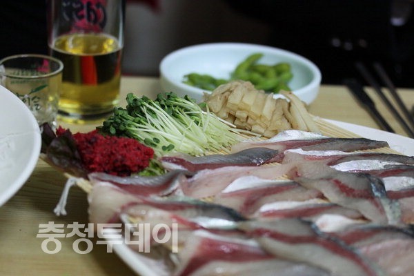 해뜨는바다 이미지
