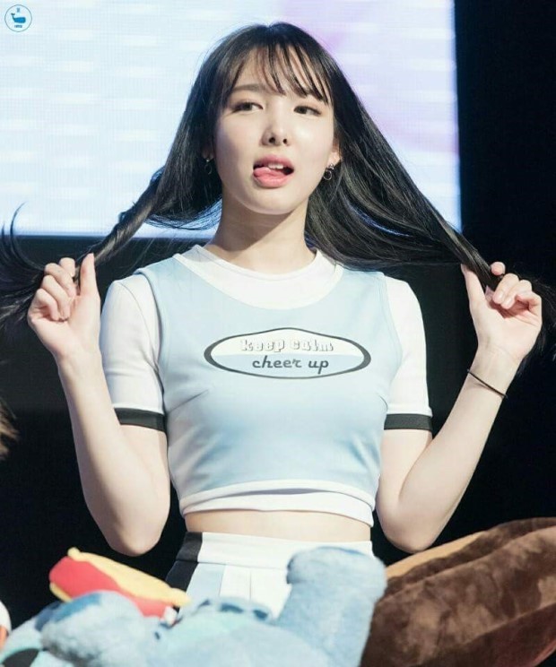 나연이 긴생머리 | 인스티즈