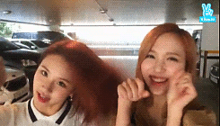 [트와이스] 대표 케미 미챙(미나+채영) 달달한 분위기 짤들.gif | 인스티즈