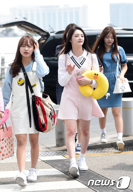 160523 인천국제공항 I.O.I 출국 사진 | 인스티즈
