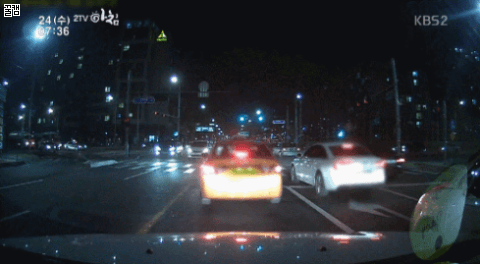 영화같은 교통사고 장면.gif | 인스티즈