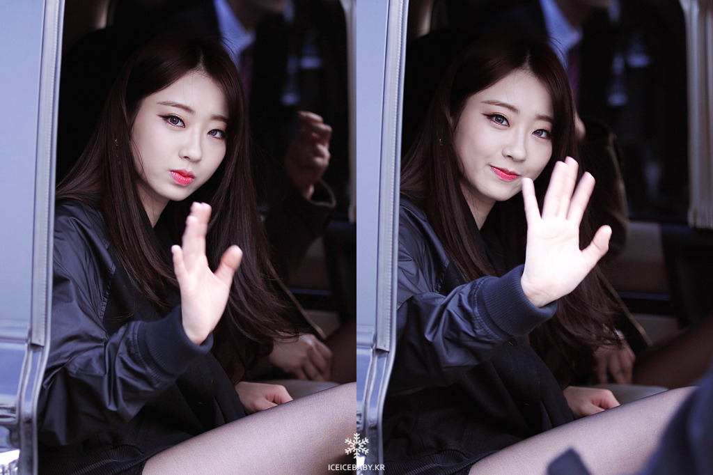 와치킨 이미지