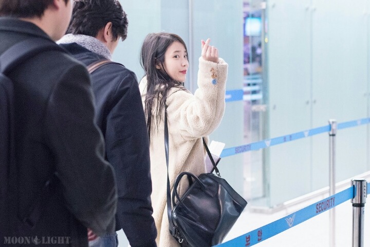 아이유 겨울철 코디 스타일.jpg | 인스티즈