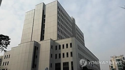 구급차 안에서 담배 못피게 한다고 소방관 폭행한 59세 | 인스티즈