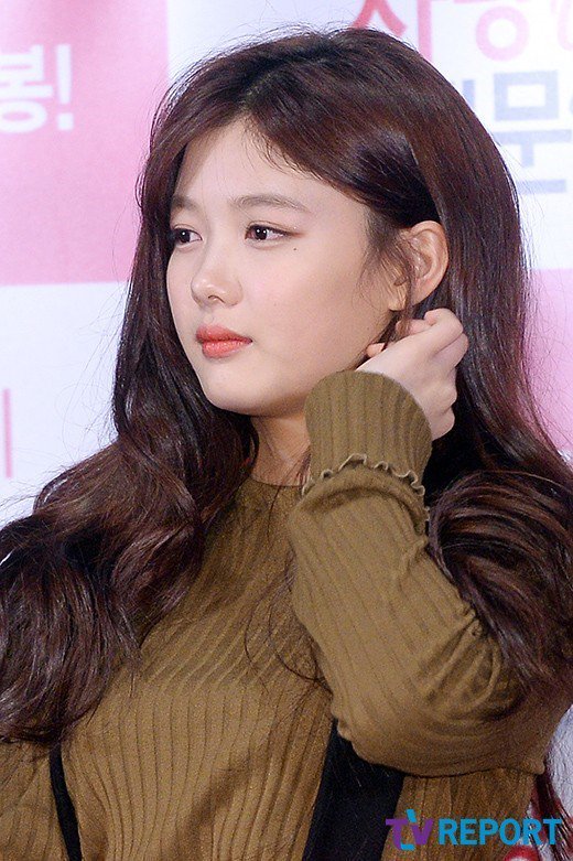 오늘자 김유정.jpg | 인스티즈