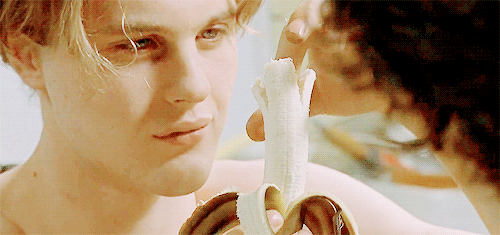 �������̰� ��Ȥ���� �ܱ� ��ȭ ���� | �ν�Ƽ��