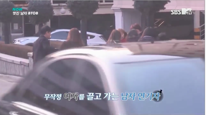 데이트 폭력 상황에 대처하는 남자 아이돌 | 인스티즈