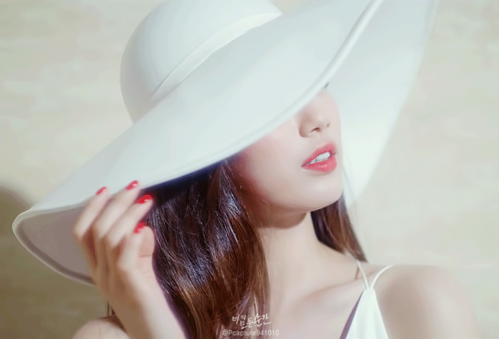 시장에서 연예인 티내고 다니는 수지 | 인스티즈