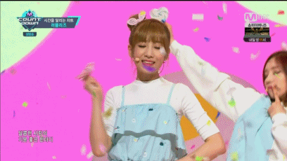 160519 엠카 러블리즈 - Kissing You.gif | 인스티즈