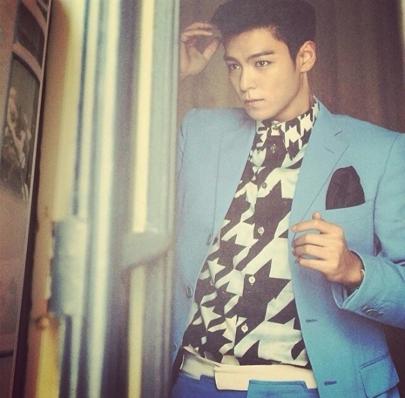 탑(TOP) 이미지