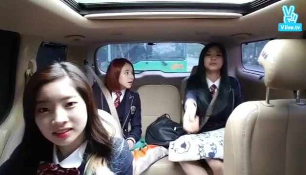 [TWICE] 흔한_급식단의_등교길. (광대 주의) | 인스티즈
