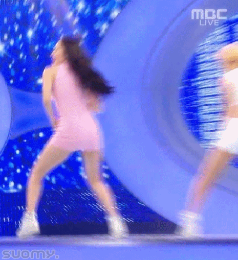 미니스커트의 위험성.gif | 인스티즈
