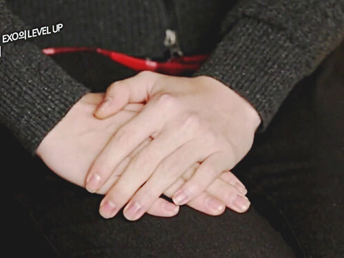 예쁘다고 유명한 남자아이돌의 손 +추가 | 인스티즈