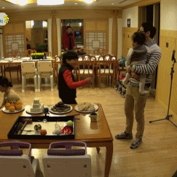 [슈퍼맨이돌아왔다] 이서언의 광대는 거짓말을 하지 않쟈나ㅋㅋㅋㅋㅋㅋㅋ (feat.엑소형들) | 인스티즈