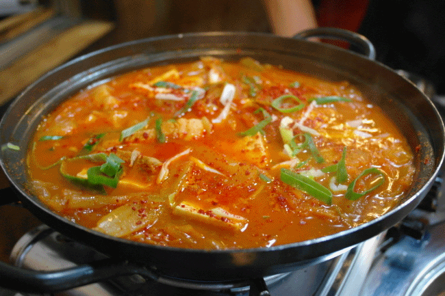 아침점심저녁야식 돼지고기 김치찌개 움짤 gif | 인스티즈