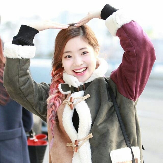 진사 가서 잘 자고있을지 걱정되서 올려보는 트와이스 다현 | 인스티즈