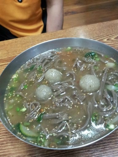 옹심이칼국수 이미지