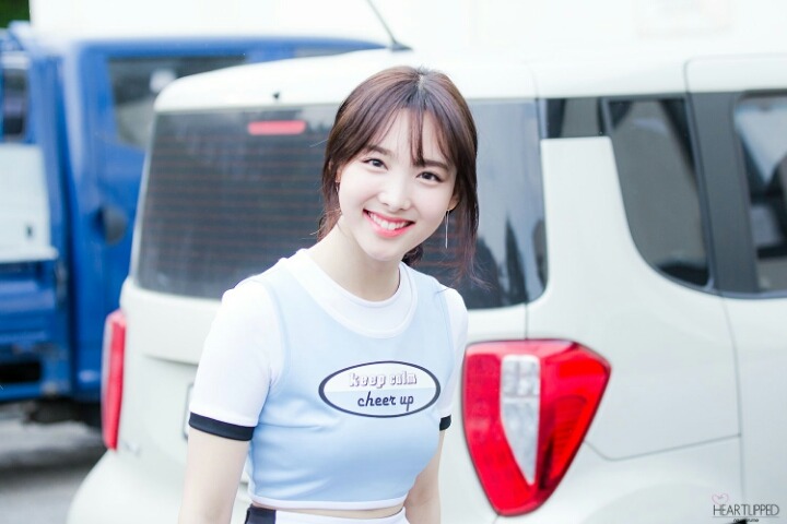 [트와이스] 여름날의 청량한나연이 | 인스티즈