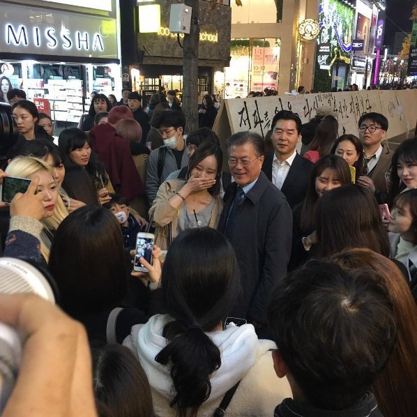오늘자 문재인 대구 촛불.jpg | 인스티즈
