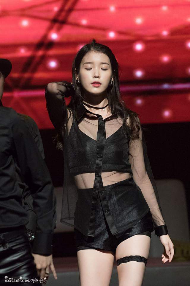 아이유도 섹쉬가 가능하는구나 | 인스티즈