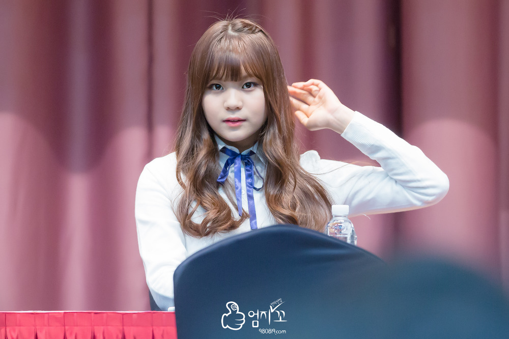 여자친구 엄지.JPG | 인스티즈