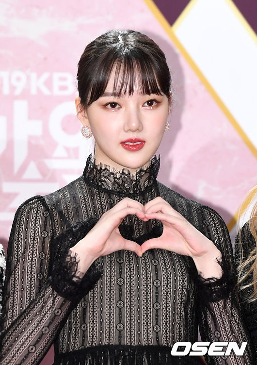 2020년 첫 여자친구 예린이.jpgif | 인스티즈