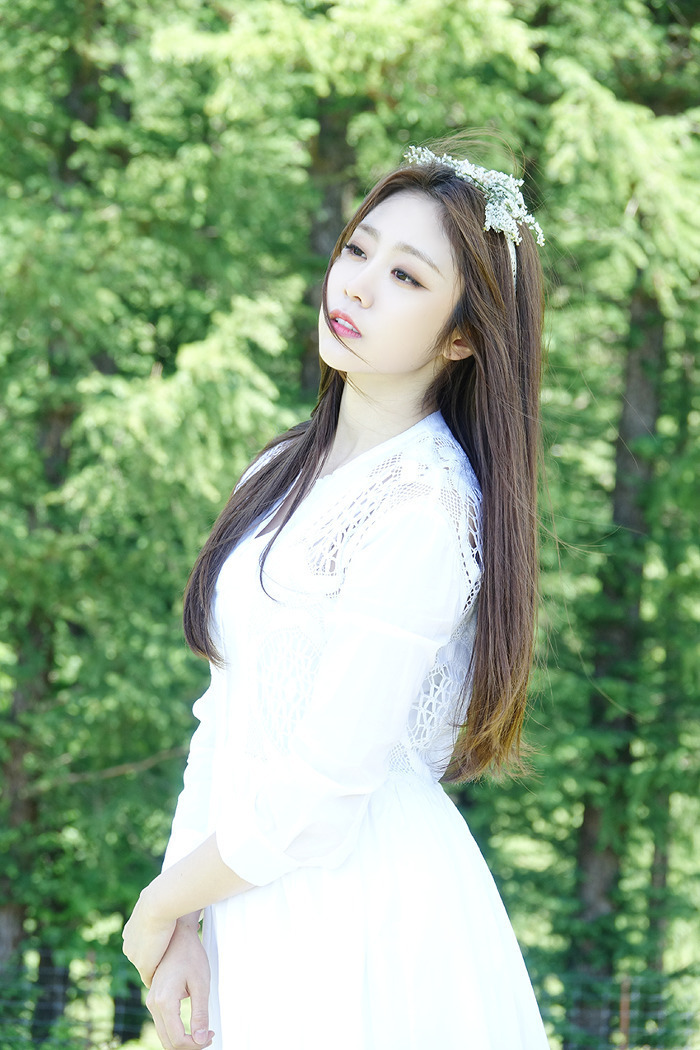 러블리즈 지수는 앞머리를 덮은게 낫다 vs 깐게 낫다 | 인스티즈