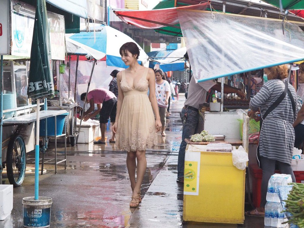 주위 사람들까지 기분 좋게 만드는 밝고 긍정적인 미소의 그녀 | 인스티즈