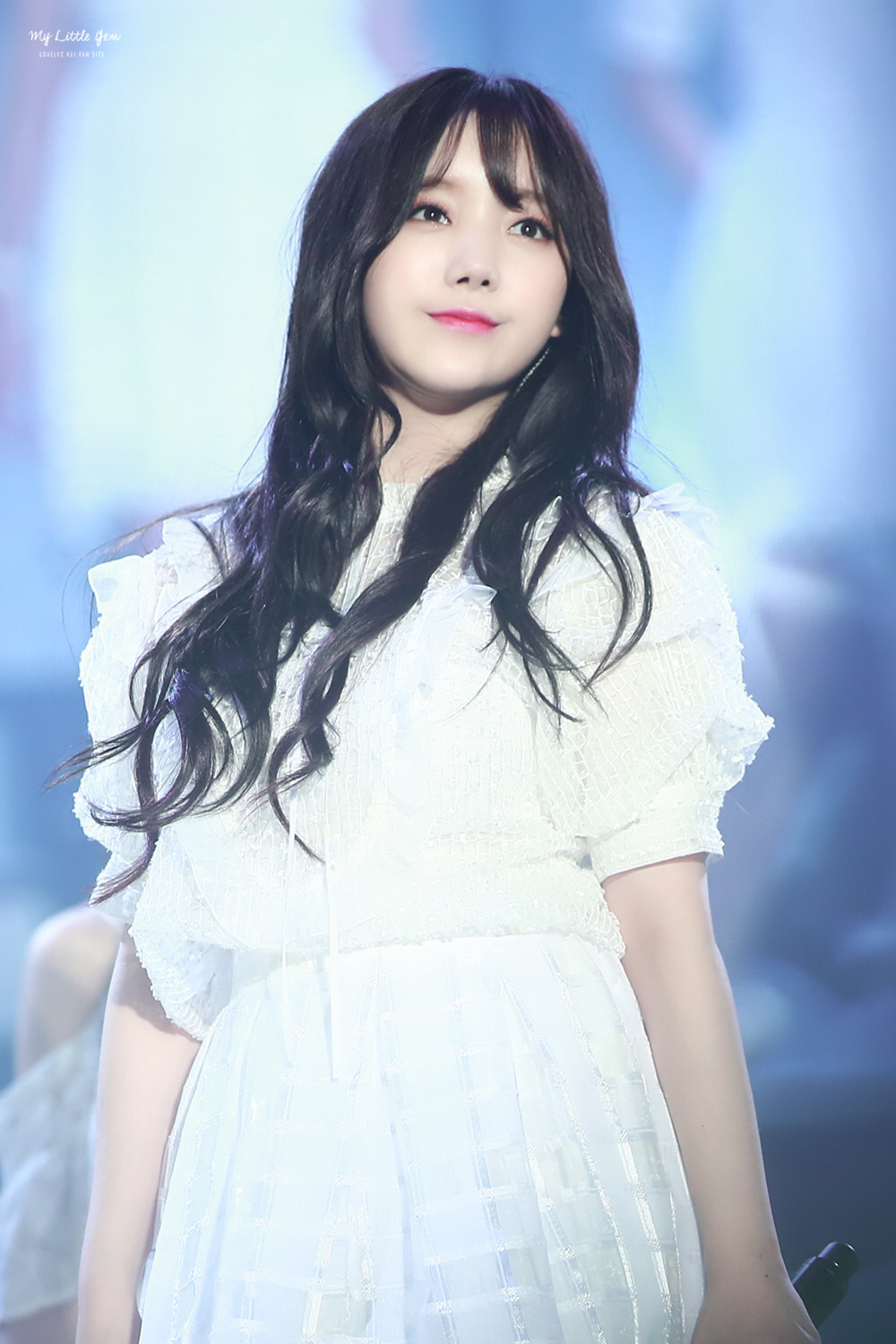 [러블리즈] 졸업하기 위해서는 보고서를 써야해서 케이 | 인스티즈