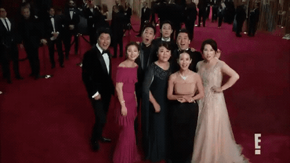 기생충팀 아카데미 레드카펫 움짤.gif | 인스티즈