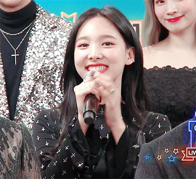 가요대축제 엄예 나연이 | 인스티즈
