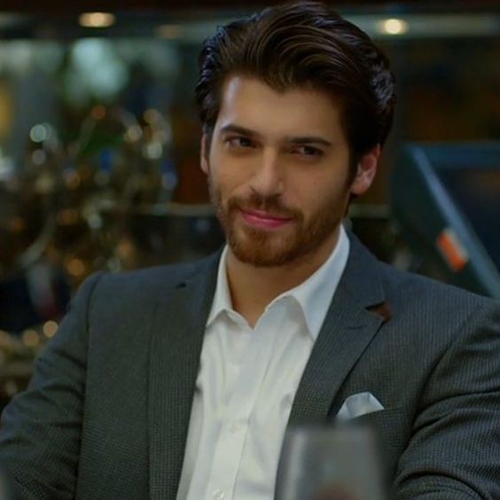 [canyaman] 터키에서 최고의 인기를 달리는 있는 변호사 출신 배우(동생이지만 오빠라고 부르싶긔~♥) | 인스티즈