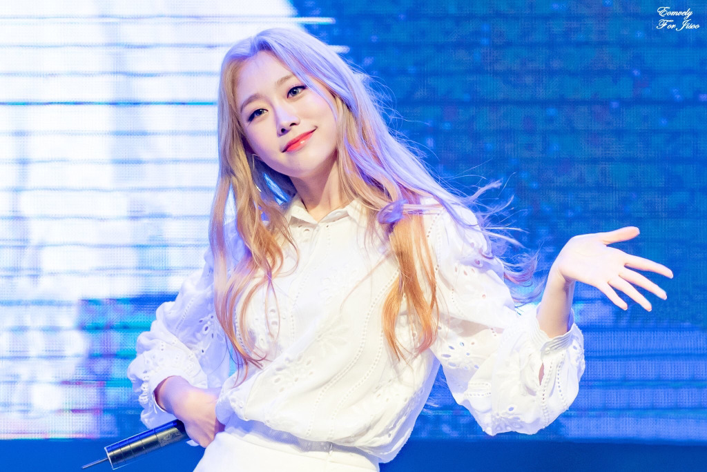 [러블리즈] 학교 친구들과 강릉 여행가기로 해서 지수 | 인스티즈