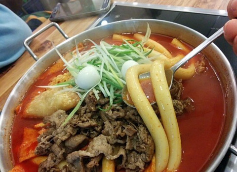 청년다방 떡볶이.gif | 인스티즈