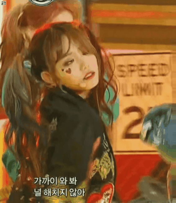 아이돌력은 최고였던 아이오아이 김소혜.gif | 인스티즈