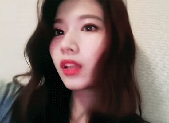 분위기있는 사나.gif | 인스티즈