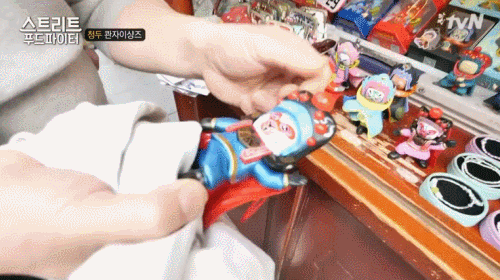 관광지에서 기념품 사는 걸 싫어하는 백종원 .jpgif | 인스티즈