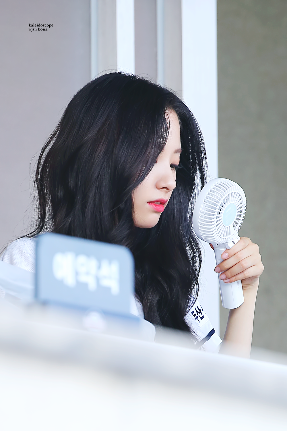 클라스있는 우주소녀 보나의 옆태.jpg | 인스티즈