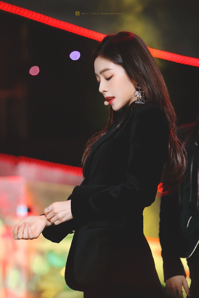 아이린의 옆태.jpg | 인스티즈