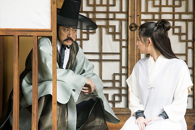 김명민 오달수 김지원 주연 영화조선명탐정3 : 흡혈괴마의 비밀 언론시사회 반응 | 인스티즈