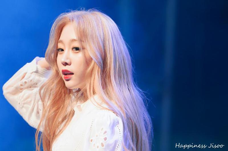 러블리즈 지수는 금발이 낫다 vs 흑발(어두운)쪽이 낫다 | 인스티즈