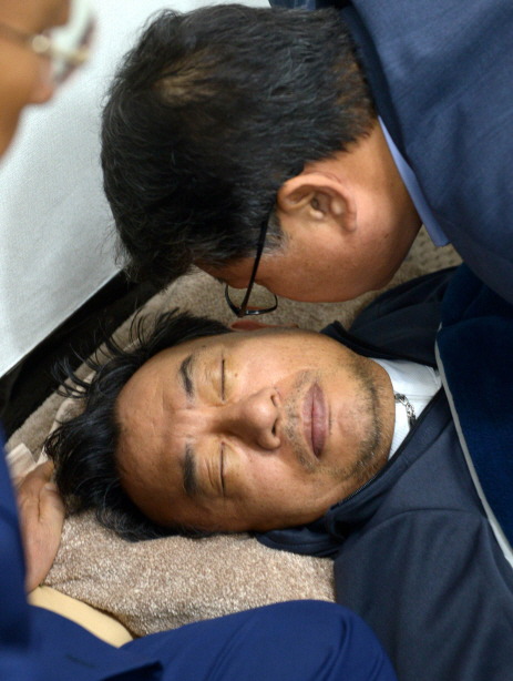 단식 투쟁인지 단수 투쟁인지 헷갈리게 한 이정현.jpg | 인스티즈