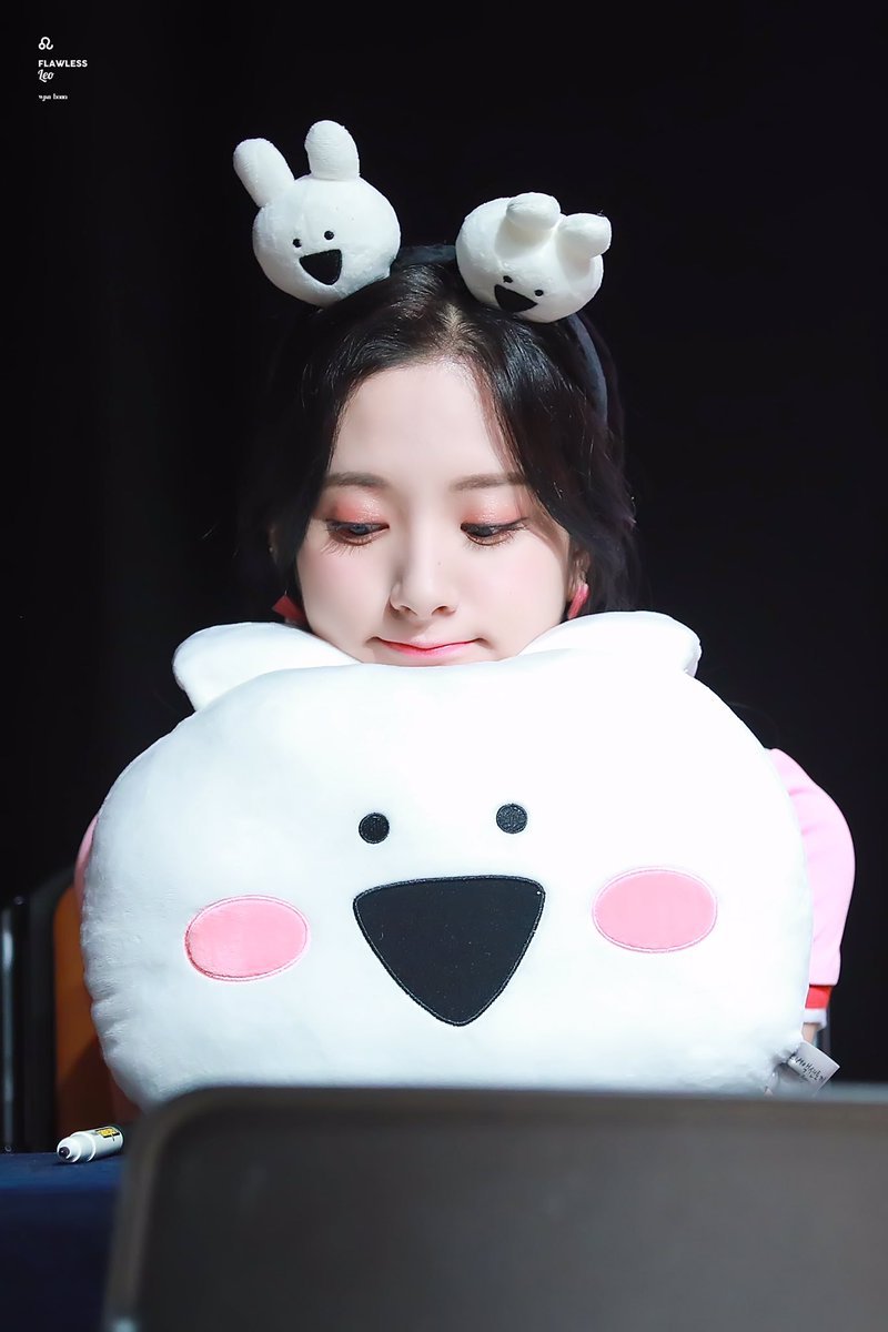 17시즌 우주소녀 보나의 미모.jpg | 인스티즈