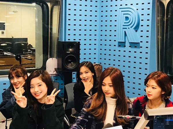 최파타 인스타 트와이스 단체컷 | 인스티즈