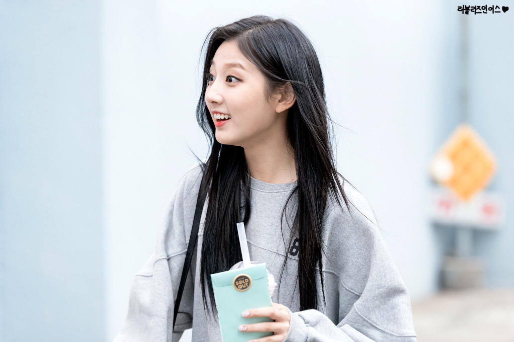 [러블리즈] 이틀동안 푹 쉬었으니 다시 업로드를 시작할까해서 예인이 | 인스티즈