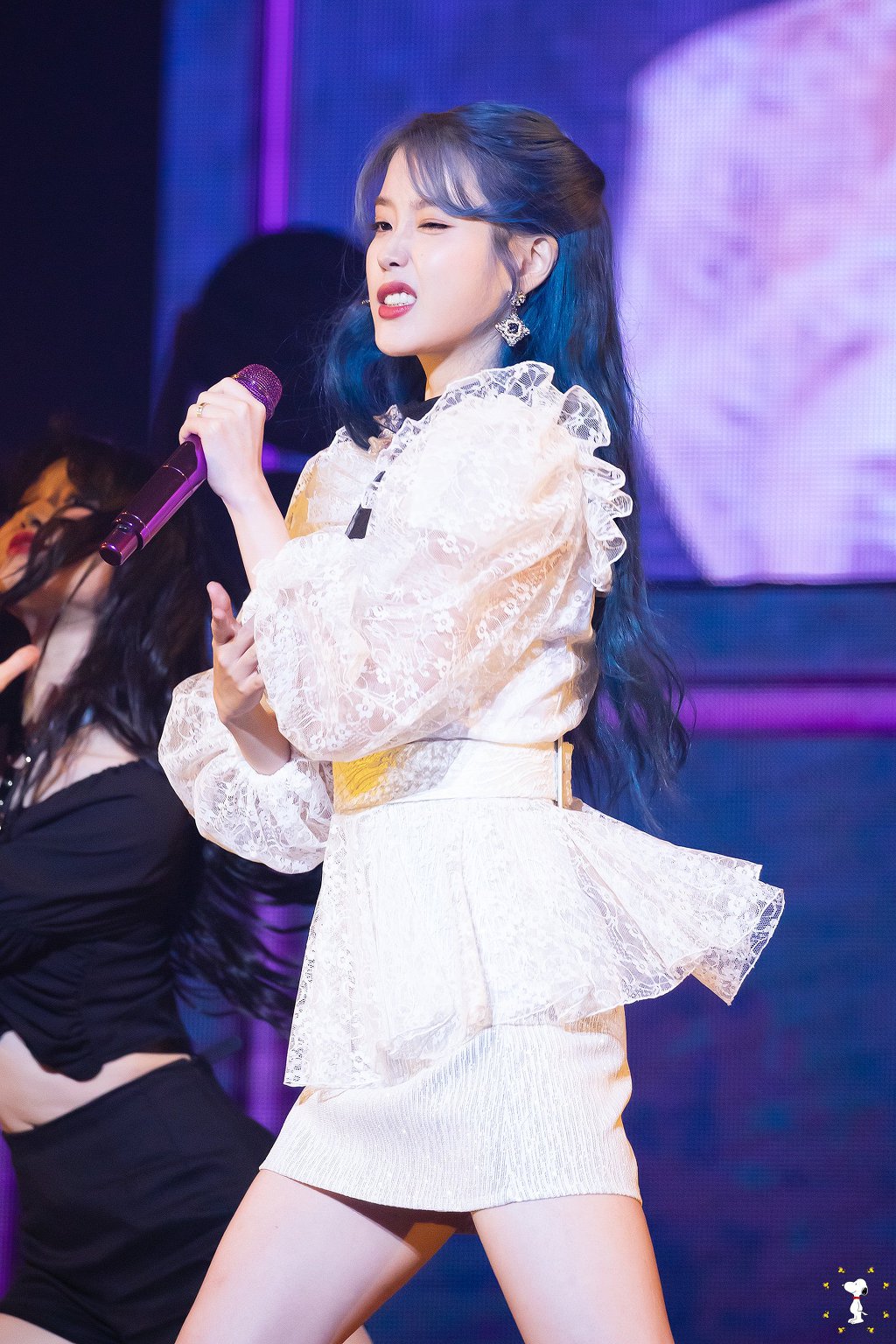 아이유 부산콘서트 아이유.jpg | 인스티즈