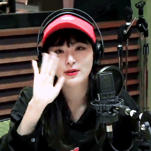 모자 쓴 귀여운 슬기.gif | 인스티즈