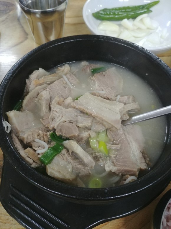 부산돼지국밥 이미지