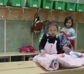 패딩입기 전문가 | 인스티즈