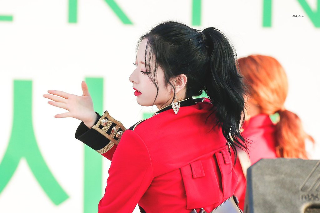 비쥬얼은 아이돌 톱클래스인 우주소녀 보나.jpg | 인스티즈